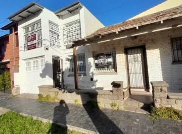 Casa · 32m² · 3 Ambientes · 1 Cochera · Venta Casa Parque Luro Para Inversor Oportunidad