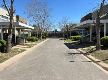 PH · 120m² · 4 Ambientes · 1 Cochera · Duplex en Venta Housing Apto Credito Los Tilos 2 Jardin Claret