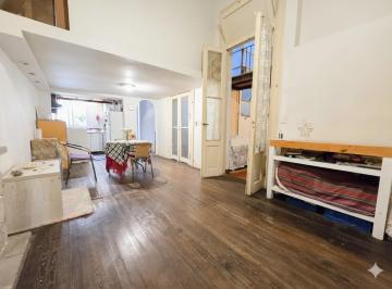 Departamento · 53m² · 3 Ambientes · Departamento en Venta en San Telmo de 3 Ambientes