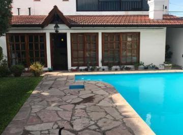 Casa · 278m² · 5 Ambientes · 2 Cocheras · Casa - Castelar Sur