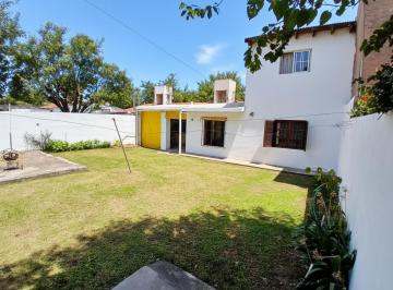 Casa de 7 ambientes, Córdoba · Se Vende Casa de 5 Dorm. en Barrio Policial Mercantil Zona Arguello con Patio Cochera