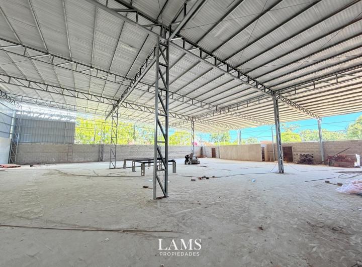 Local comercial · 900m² · 1 Ambiente