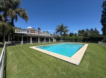 Casa · 185m² · 4 Ambientes · Casa Chalet en Venta en Pilar, G. B. a. Zona Norte, Argentina