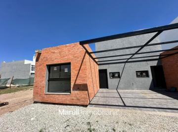 PH · 60m² · 4 Ambientes · 1 Cochera · Duplex en Venta Rincones de Manantiales Dos Dorm. Planta Baja