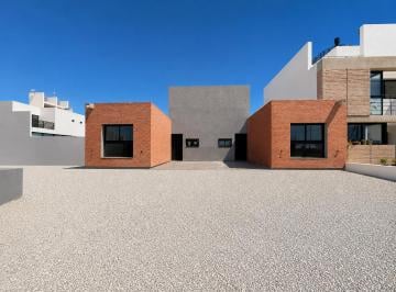 PH · 60m² · 4 Ambientes · 1 Cochera · Duplex en Venta Rincones de Manantiales Dos Dorm. Planta Baja