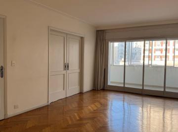 Departamento · 195m² · 6 Ambientes · 1 Cochera · Amplio Departamento en Venta de 6 Ambientes con Cochera | Recoleta