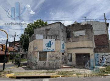 Casa · 110m² · 5 Ambientes · 2 Cocheras · Casa a Reciclar 5 Amb. en Venta en Ramos Mejia