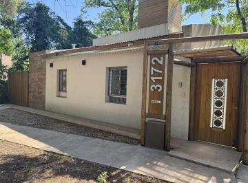 Casa · 160m² · 5 Ambientes · 2 Cocheras · Casa en Venta de 3 Dorm. en Funes. Garita 18