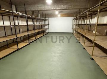 Local comercial · 140m² · Excelente Local a La Calle en Venta – Apto Varios Rubros
