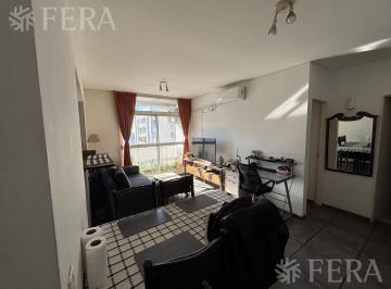 Departamento · 43m² · 2 Ambientes · Venta Departamento 2 Ambientes con Balcón en Avellaneda
