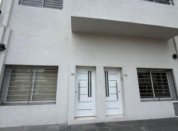 PH · 80m² · 3 Ambientes · Depto Tipo Casa 3 Amb con Patio Al Frente