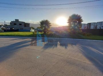 Terreno · 321m² · Lotes en Venta en Barrio Privado Nogales Plaza - Ruta 9