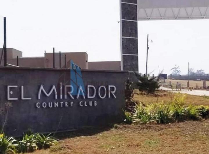Terreno · 400m²
