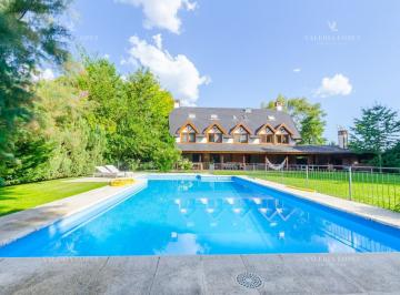 Casa · 600m² · 6 Ambientes · 1 Cochera · Casa en Venta en El Estribo, Pilar, G. B. a. Zona Norte