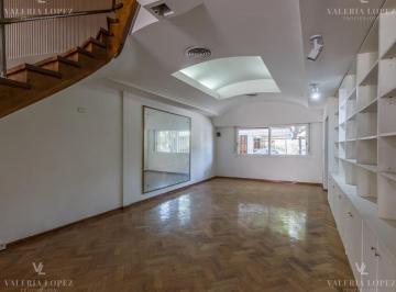 Local comercial · 2 Cocheras · Casa Chalet en Alquiler en Almagro, Capital Federal, Buenos Aires