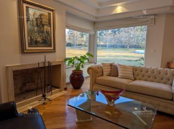 Casa · 370m² · 5 Ambientes · 2 Cocheras · Venta Casa, Posibilidad de Doble Lote, Ayres de Pilar
