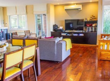 Casa · 360ha · 20 Ambientes · 2 Cocheras · Vendo o Alquilo - 3 Dorm, 4 B, Escritorio. B Q2