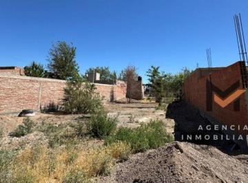 Terreno , Cinco Saltos · Terreno en Barrio Los Álamos 251,61 m²