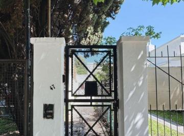Casa de 3 ambientes, Lomas de Zamora · Casa en Lote Propio, a 4 Cuadras de La Estación, Zona Tranquila – Posesión Inmediata