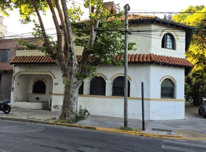 Casa · 111m² · 7 Ambientes