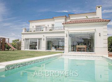 Casa · 322m² · Casa - Enyoi