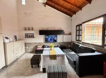 Casa · 110m² · 4 Ambientes · Venta Casa 4 Amb Ezpeleta Oeste