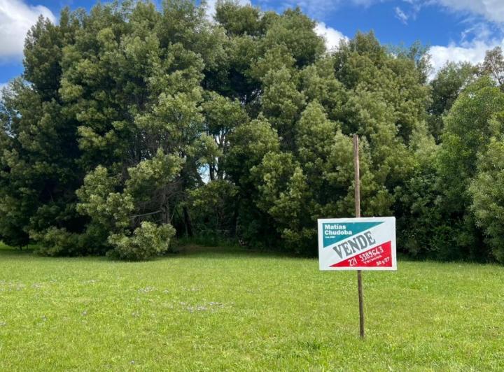 Terreno · 690m²