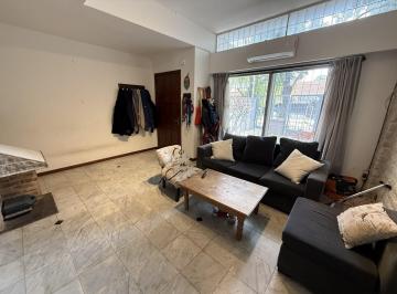 Casa · 211m² · 4 Ambientes · 1 Cochera · Casa Dúplex en Venta en Florida, Vicente López, G. B. a. Zona Norte