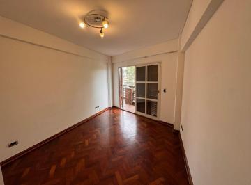 Departamento de 3 ambientes, Villa Ortuzar · 3 Amb Al Frente con Balcón Corrido y Vista Abierta – Luminoso – Apto Crédito – Buena Distribución