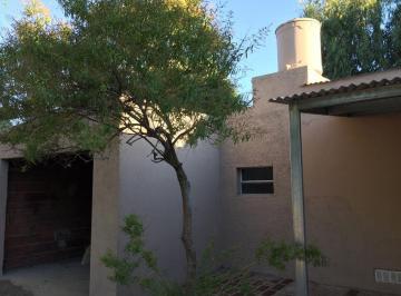 Casa de 3 ambientes, Coronel Suárez · Casa en Venta – Excelente Oportunidad en Virgen de Fátima Al 1000