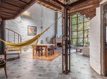 Casa · 280m² · 7 Ambientes · Casa 7 Amb. C/jardín Depto 2 Amb. Indep! Tu Espacio Profesional Ideal!