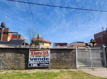Casa de 4 ambientes, La Matanza · Amplia Vivienda 4 Amb. en Dos Plantas