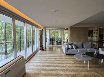 Departamento · 200m² · 3 Ambientes · 2 Cocheras · Venta / Hermoso Departamento con Vista a La Plaza Arenales, Devoto
