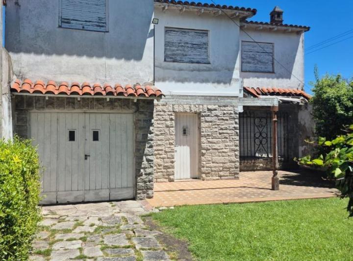 Casa · 145m² · 4 Ambientes · 1 Cochera