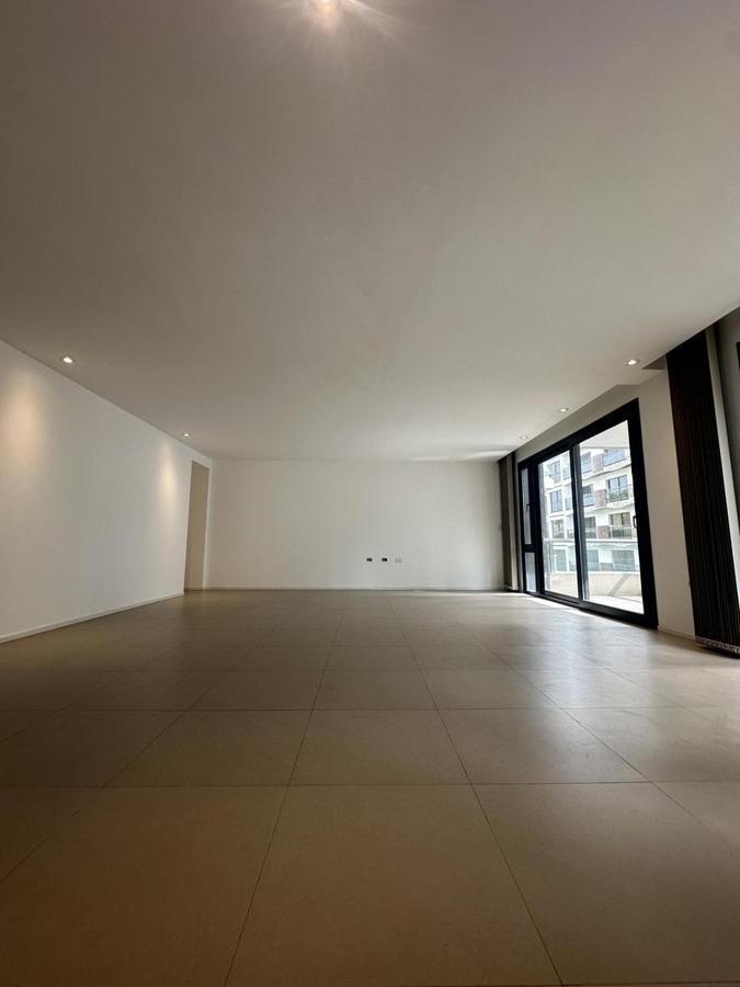 Exclusivo piso completo en Plaza Mitre