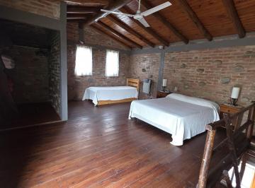Foto · Casa en Venta Monoambiente Cabaña con Pileta y Parque Grande