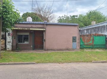 Casa · 105m² · 3 Dormitorios · 1 Cochera · Casa en Escobar