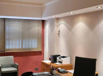 Oficina comercial · 32m² · 2 Ambientes · Oficina en Venta
