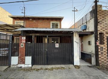 PH · 64m² · 3 Ambientes · 1 Cochera · PH Duplex con Patio