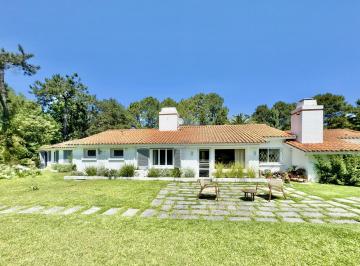 BPV-BPV-10787_2 · 4 Ambientes 4 Dorm. | Golf Ref: 10787