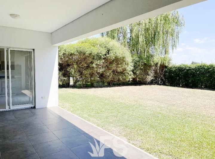 Casa · 264m² · 5 Ambientes · 1 Cochera