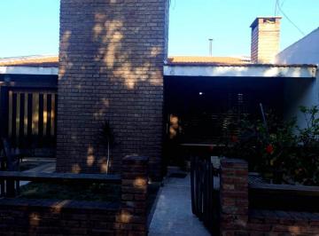 Foto · Venta de Casa de 3 Dorm. en B Yofre Norte