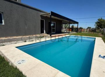 Casa · 55m² · 2 Ambientes · 1 Cochera · Casa a Estrenar en Punta Chacra