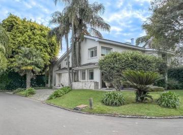Casa · 499m² · 7 Ambientes · 1 Cochera · Casa Chalet en Venta en Boating Club, San Isidro, G. B. a. Zona Norte