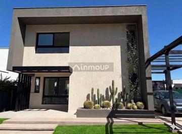 Casa de 4 ambientes, Mayor Drummond · Casa Est Pueblo Malbec, 3 Dorm, 3 Baños, 2 Coch, Apto Crédito