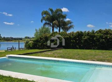 Casa · 176m² · 5 Ambientes · 2 Cocheras · Casa en Venta en San Matias, Escobar, G. B. a. Zona Norte