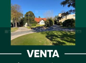 Casa · 126m² · 5 Ambientes · 1 Cochera · Casa en Venta en La Martona, Cañuelas, Resto de La Provincia