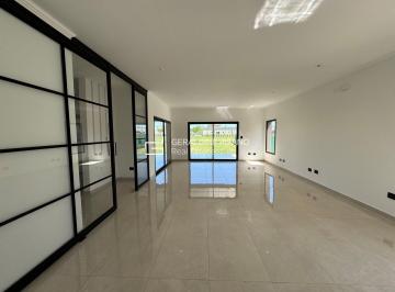 Casa · 221m² · 5 Ambientes · Casa en Venta en San Pablo, Pilar, G. B. a. Zona Norte