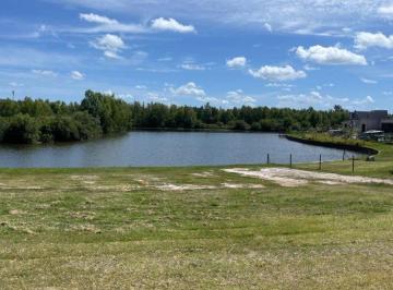 Terreno · 911m² · Venta Lote a Laguna con Amarra Acceso Al Rio Escobar