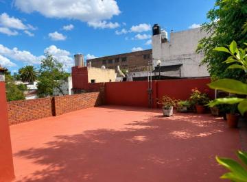 Casa de 3 ambientes, Parque Avellaneda · Casa en Lote Propio 178 m² Gran Terraza y Patio | Sobre Boulevard Apto Crédito.